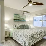 Bayside Getaway Steps To The Ocean With Ac Private Patio Bbq Family And Pet Friendly