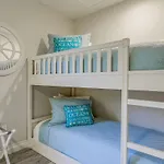 Bayside Getaway Steps To The Ocean With Ac Private Patio Bbq Family And Pet Friendly