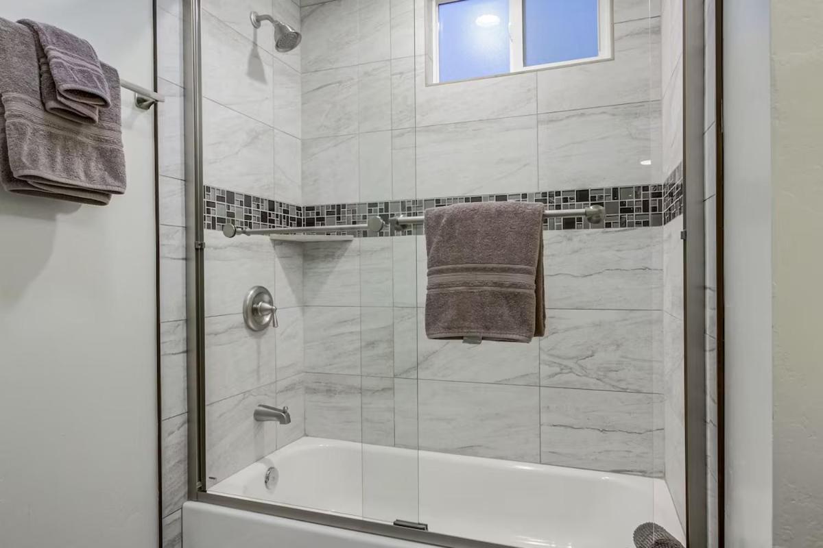 Bayside Getaway Steps To The Ocean With Ac Private Patio Bbq Family And Pet Friendly *