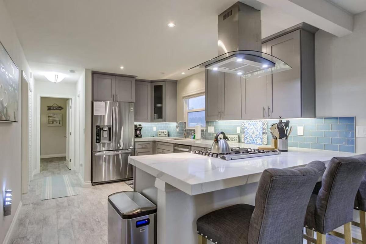 Bayside Getaway Steps To The Ocean With Ac Private Patio Bbq Family And Pet Friendly Holiday home San Diego